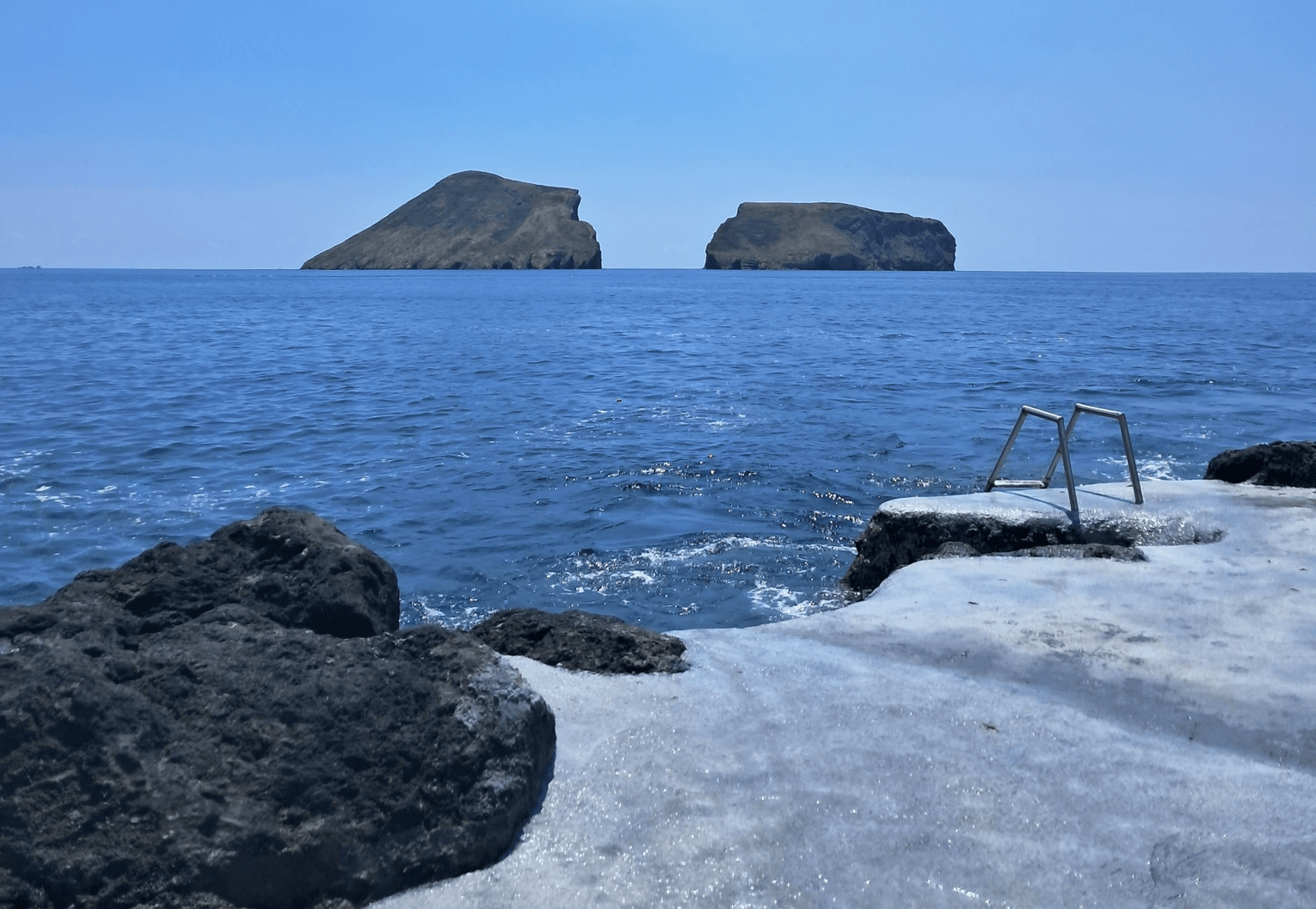 Ilhéu das Cabras e experiências em alto-mar