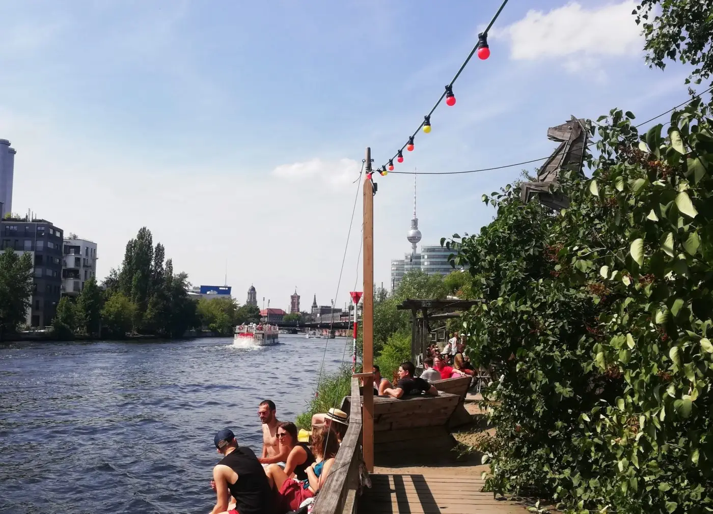 A área externa do Holzmarkt 25