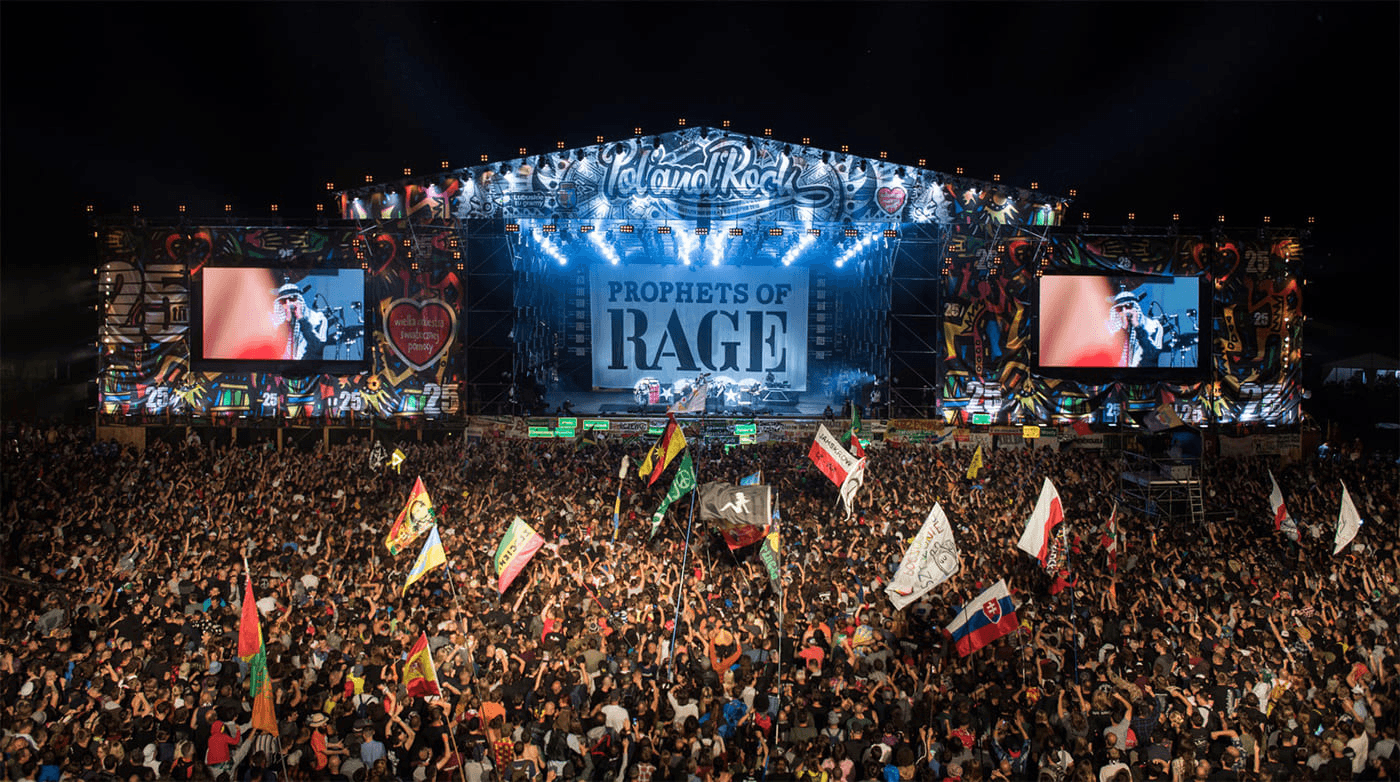 O Prophets of Rage se apresentando no Pol'and'Rock em 2019